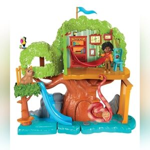 Disney Encanto NIB Antonio's 7pc Tree House Playset with Animal Friends Ages 3+